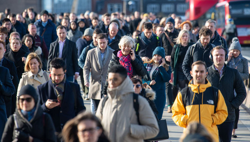 İngiltere de yaşlanıyor