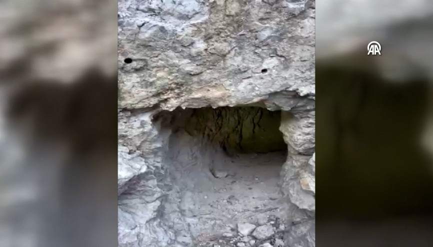Pençe-Kilit Operasyonu bölgesinde mağarada teröristlere ait yaşam malzemesi ele geçirildi