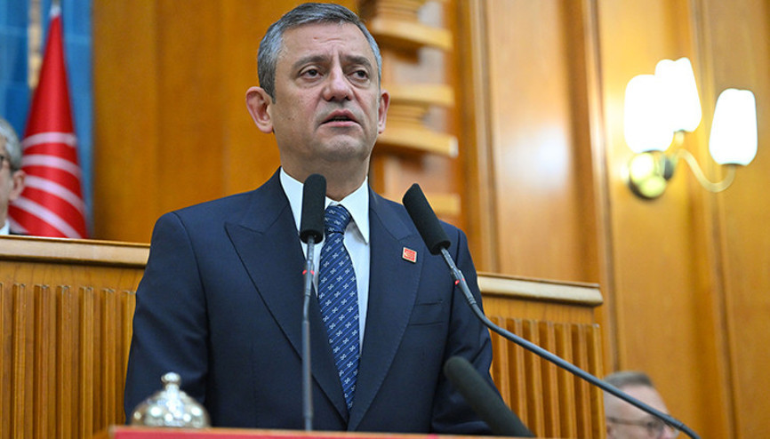 Özgür Özelden teğmenlerin ihraç edilmesine ilişkin açıklama