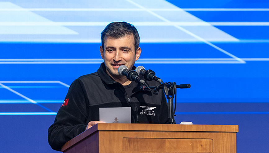 Özdemir Bayraktar ödülleri sahiplerini buldu