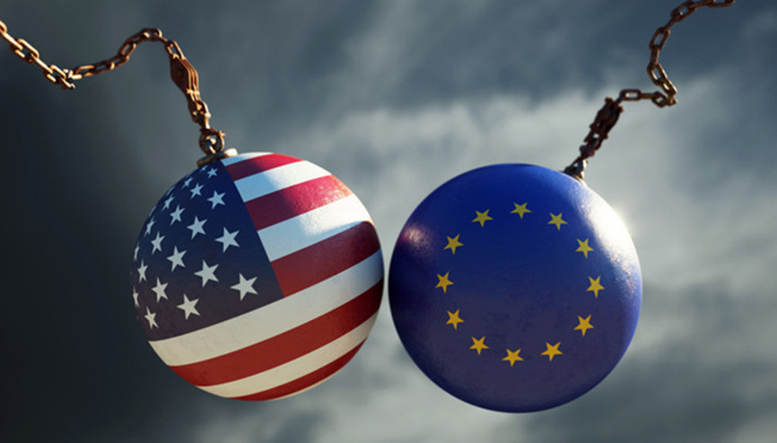 Ticaret savaşı alevleniyor Trump Avrupa Birliği çizgiyi aştı dedi, ABnin cevabı sert oldu... Ticaret savaşı alevleniyor Trump Avrupa Birliği çizgiyi aştı dedi, ABnin cevabı sert oldu...