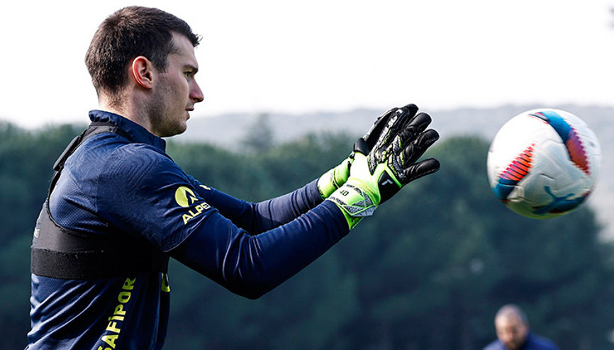 Fenerbahçede Erzurumspor FK maçı öncesi Dominik Livakovic müjdesi