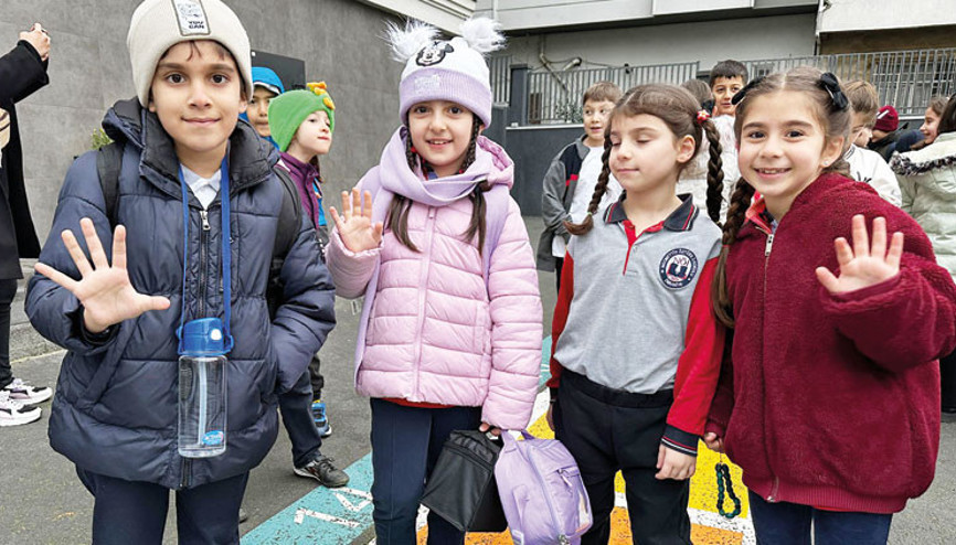 İkinci dönem başladı... 20 milyon öğrenci yeniden okullarda