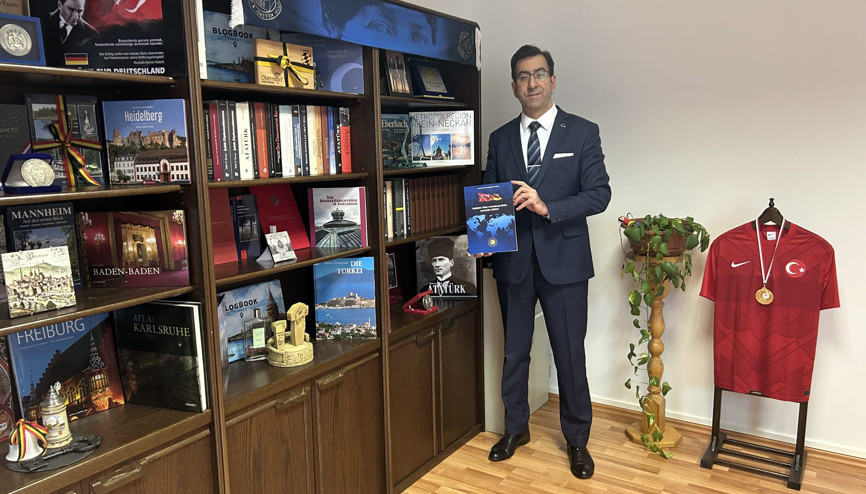 Vatandaşlık başvuruları için başkonsolosluğumuza bekliyoruz