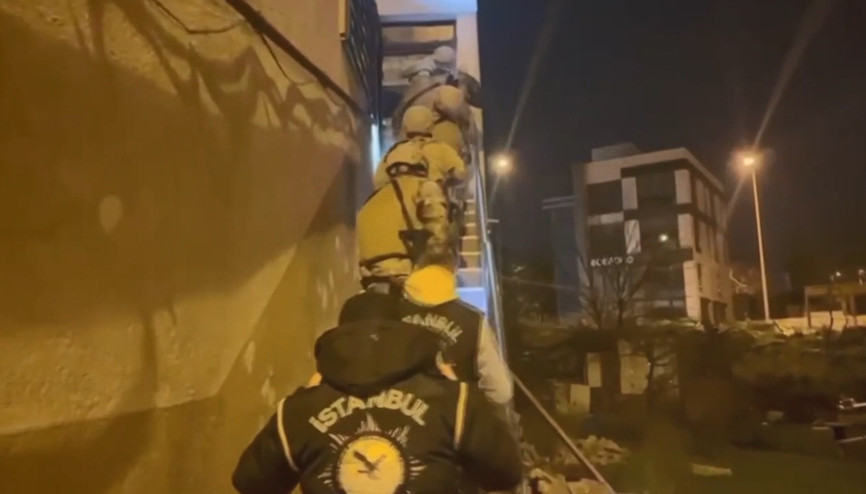 İstanbul - Ümraniyede aldatılan kadından işkenceli tuzak: 11 gözaltı