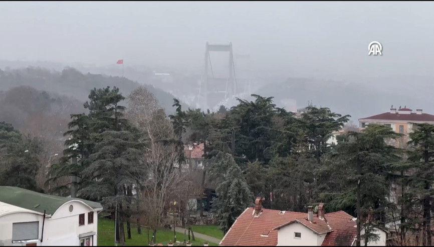 İstanbulda beklenen kar yağışı başladı