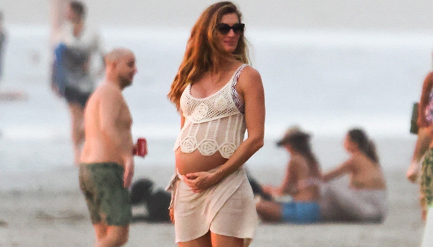 Ünlü model üçüncü kez anne oldu