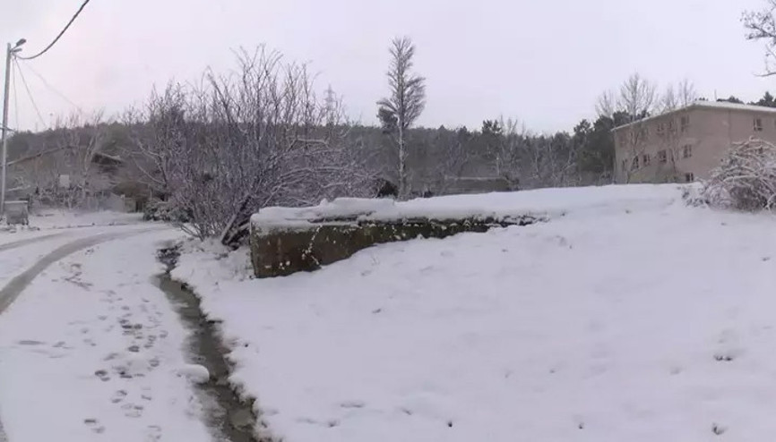 İstanbulda kar kalınlığı 10 santimetreye ulaştı