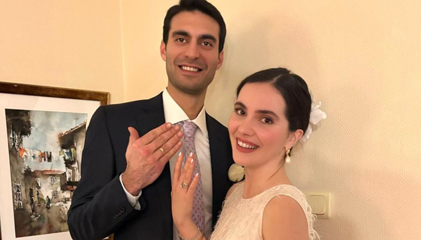 Ünlü oyuncu nişanlandı