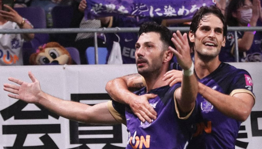 Tolgay Arslan, Japonyayı sallıyor
