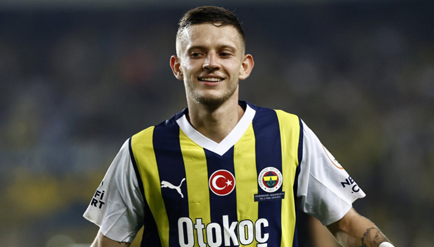 Sebastian Szymanski Fenerbahçe’nin 4000. golünü attı Sebastian Szymanski kimdir, kaç yaşında Fenebahçe’nin 3000. , 2000. ve 1000. golünü kim attı
