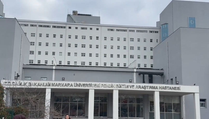 İstanbul - Pendikte otomobil ile çekici arasında sıkışan motokurye yaşadığı dehşeti anlattı İstanbul - Pendikte otomobil ile çekici arasında sıkışan motokurye yaşadığı dehşeti anlattı