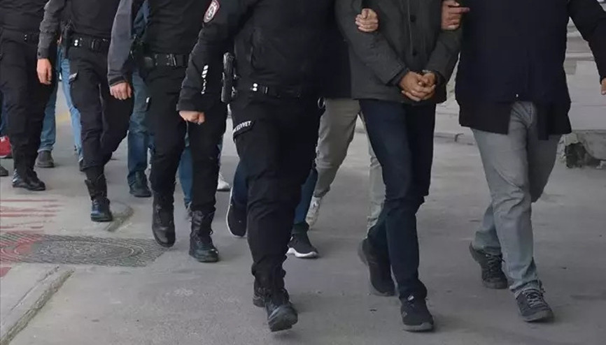 İstanbulda terör soruşturması: Kartal ve Ataşehir Belediye Başkan yardımcıları gözaltında