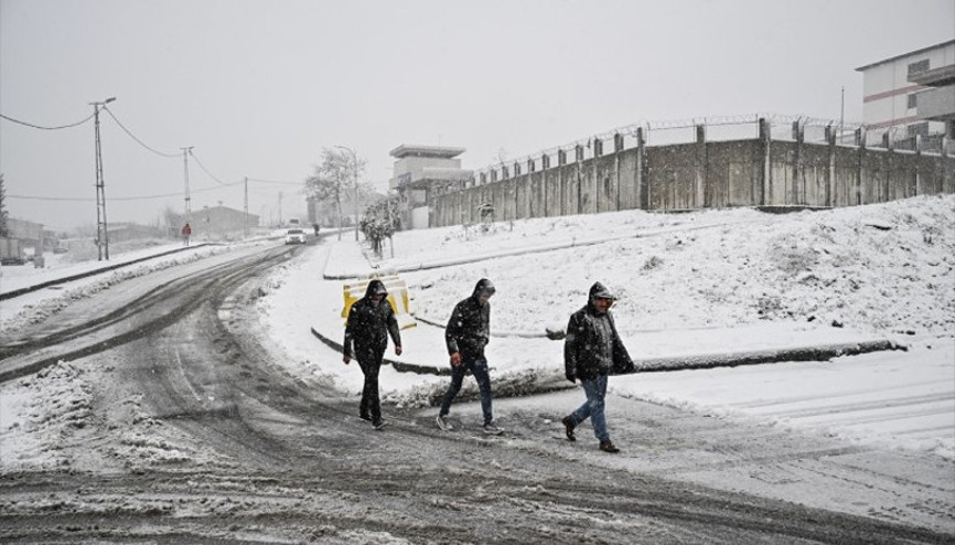 Avcılarda yarın okullar tatil mi, okul var mı 12 Şubat Avcılarda kar tatili var mı Valilik kararı Avcılarda yarın okullar tatil mi, okul var mı 12 Şubat Avcılarda kar tatili var mı Valilik kararı