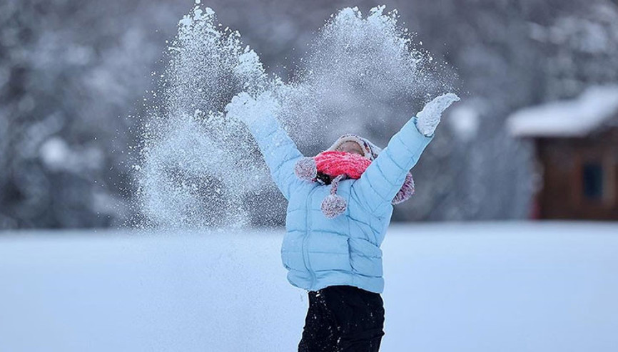 Çekmeköyde okullar tatil mi 12 Şubat 2025 Çekmeköyde kar tatili var mı İstanbul okullarda kar tatili son durum...