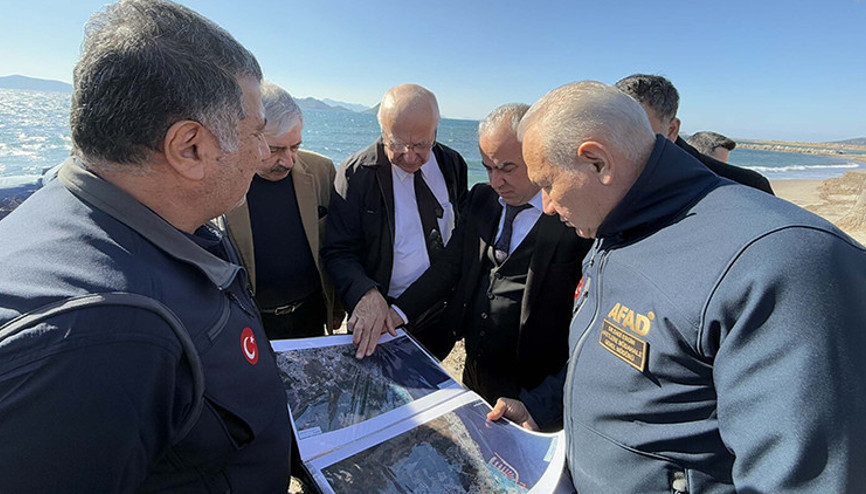 Olası bir tsunami Türkiyeyi etkiler mi Prof. Dr. Orhan Tatar açıkladı Olası bir tsunami Türkiyeyi etkiler mi Prof. Dr. Orhan Tatar açıkladı