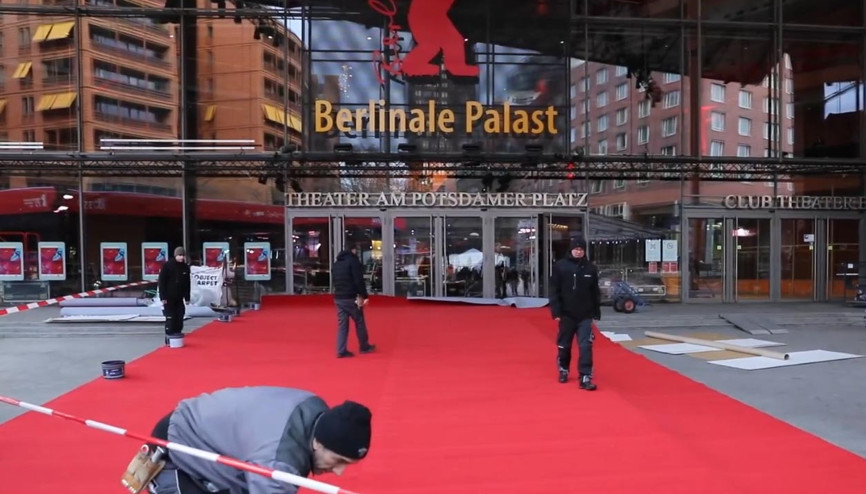 Festival için kırmızı halı serildi