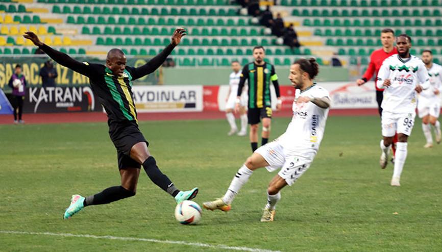 Sakaryaspor, Şanlıurfasporu tek golle geçti