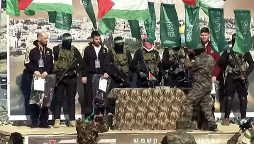 Hamas, İsrail ile esir takası kapsamında Gazzedeki 3 İsrailli erkek esiri Kızılhaça teslim etti