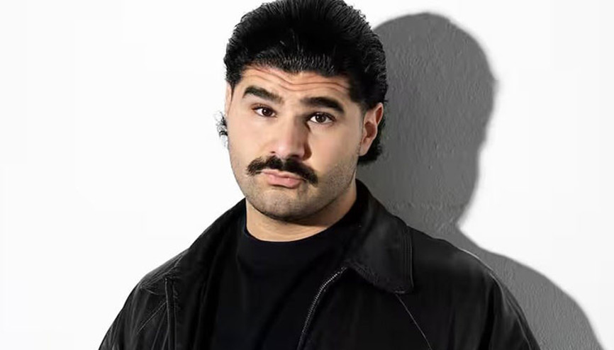 Oyuncu Samir Salim otobüste bıçaklandı