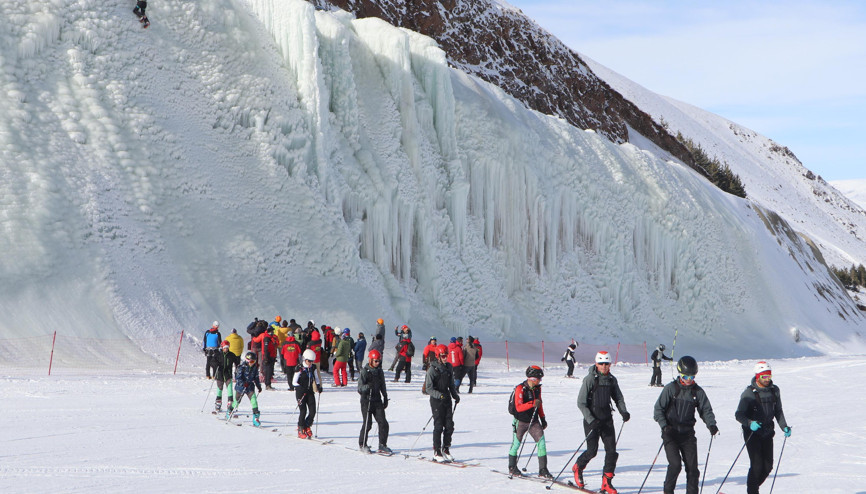 Palandökende çığ bölgesine giren 14 kişiye 41 bin TL ceza Palandökende çığ bölgesine giren 14 kişiye 41 bin TL ceza