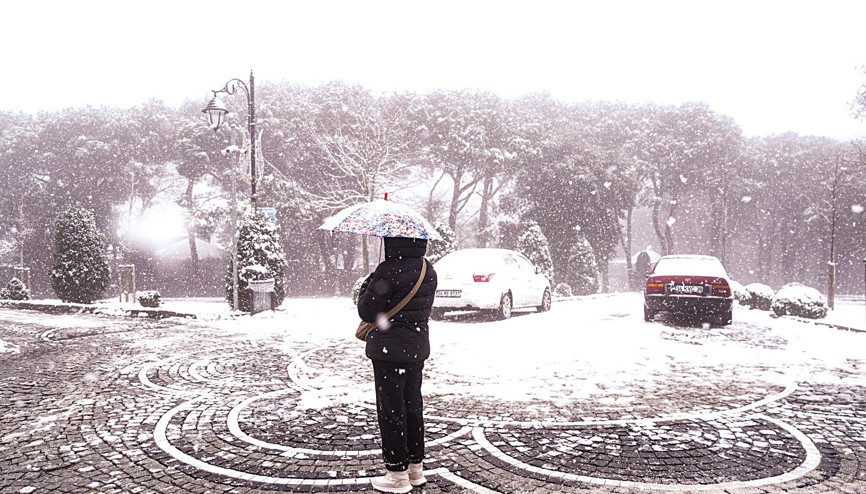 İstanbulluların dikkatine Yine kar geliyor... Sıcaklıklar -5’e kadar düşecek