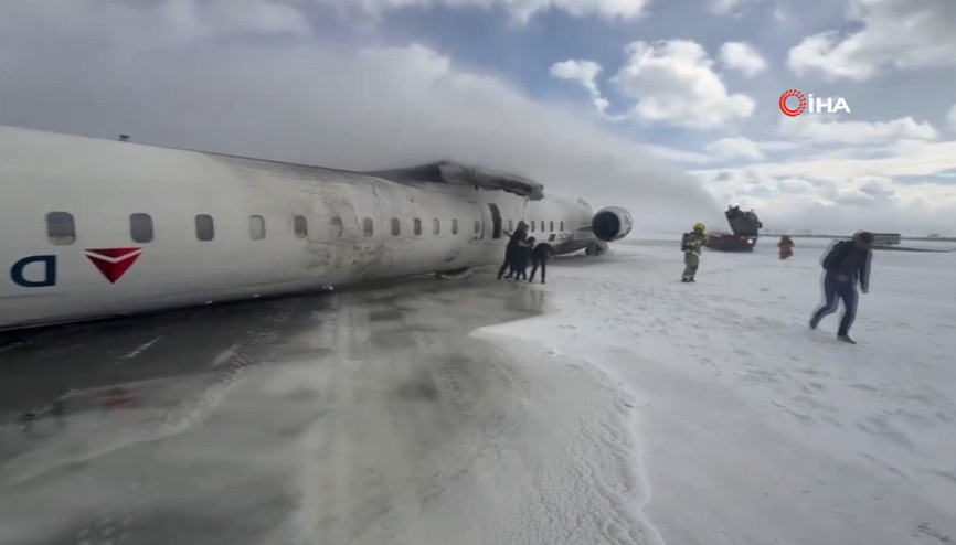 Kanadada yolcu uçağı kaza yaptı Olay yerinden ilk görüntüler