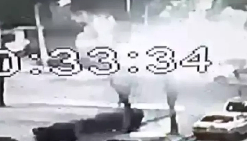 İzmirde kamyoneti kundaklayan şüpheli, 120 saat kamera incelemesiyle yakalandı