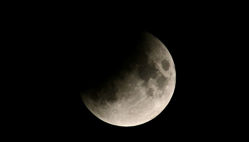 Ay Tutulması ne zaman Astroloji tutkunları dikkat 2025 Başak Burcu Ay Tutulması saati ve tarihi