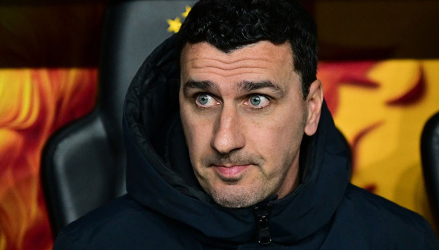 AZ Alkmaar Teknik Direktörü Maarten Martensten olay itiraf: Galatasarayı daha çok beğendim AZ Alkmaar Teknik Direktörü Maarten Martensten olay itiraf: Galatasarayı daha çok beğendim