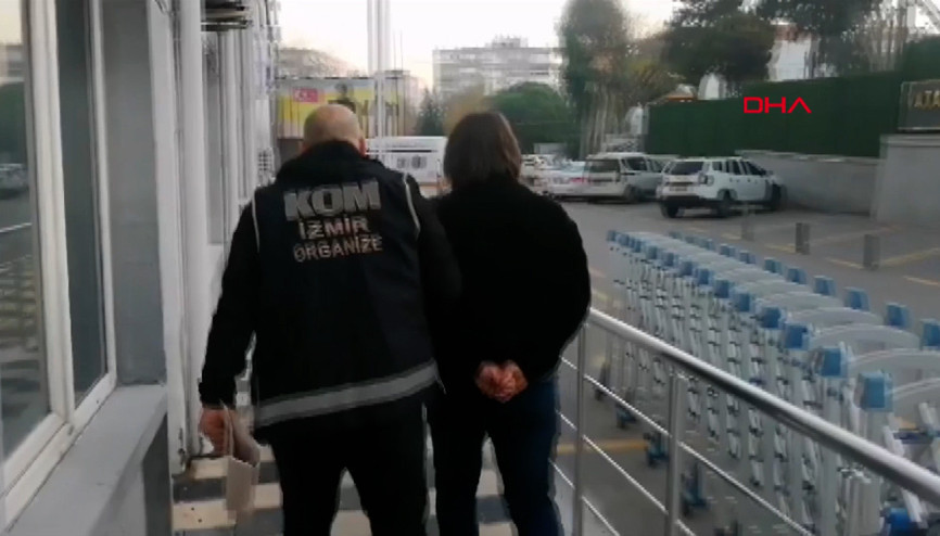 İzmir’de döner zincirine FETÖ operasyonu: 50 gözaltı