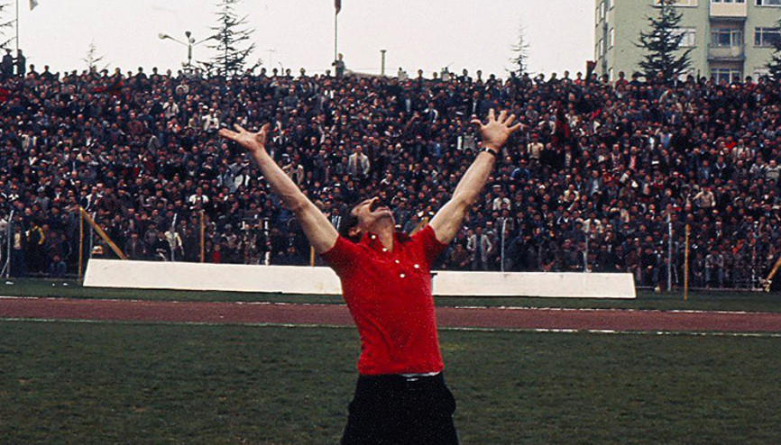 Eskişehirspor’un ilk tribün lideri ‘Amigo Orhan’ hayatını kaybetti
