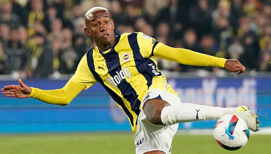 Galatasaray-Fenerbahçe derbisinde 17 futbolcu ilki yaşayabilir