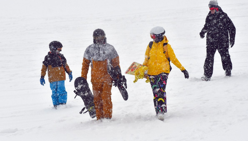 Kayak merkezlerinde en fazla kar kalınlığının ölçüldüğü yer belli oldu En soğuk nokta da oldu Kayak merkezlerinde en fazla kar kalınlığının ölçüldüğü yer belli oldu En soğuk nokta da oldu