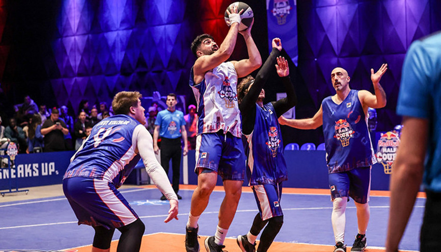 Dünyanın en büyük sokak basketbolu turnuvası Red Bull Half Court’ta Türkiye şampiyonu belli oldu