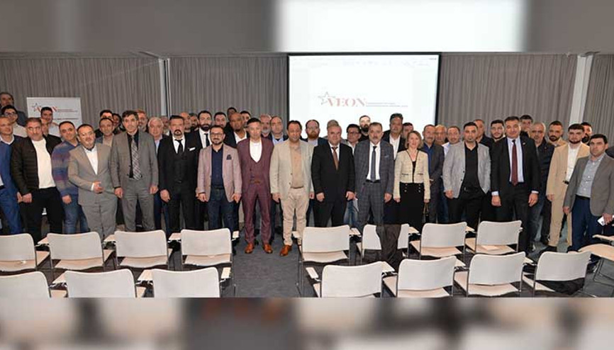 Elazığlı iş insanları Amsterdam’da buluştu