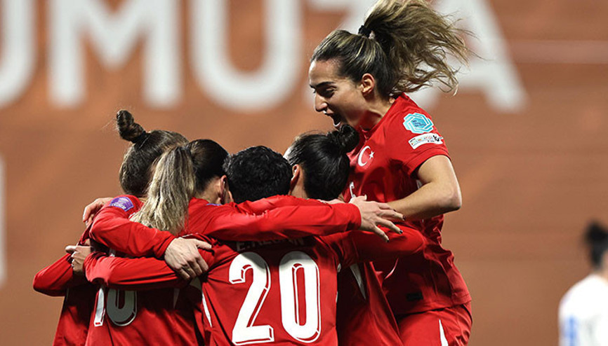 A Milli Kadın Futbol Takımı, Yunanistanı tek golle geçti