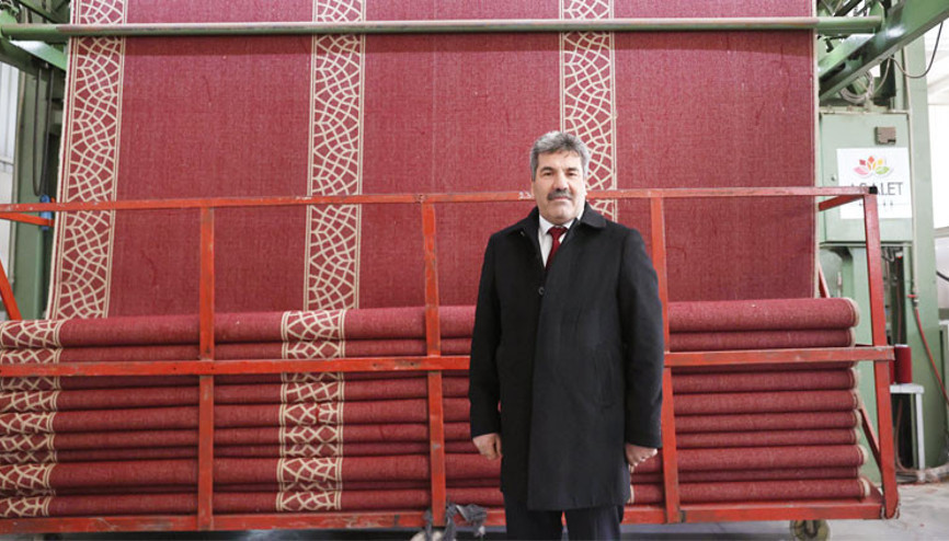 Emevi Camisi’nin halıları tamamlandı