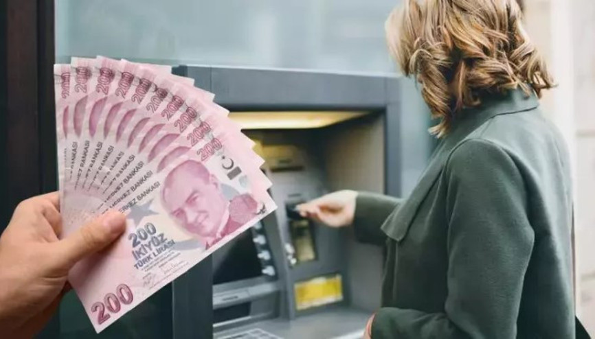 ATMlerde yüzü görünmeyen işlem yapamayacak Cep telefonu, bankacılık ve ATMlerde köklü değişiklik ATMlerde yüzü görünmeyen işlem yapamayacak Cep telefonu, bankacılık ve ATMlerde köklü değişiklik