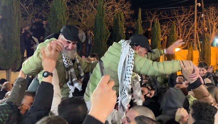 Filistinli esirler, Ramallahta coşkuyla karşılandı