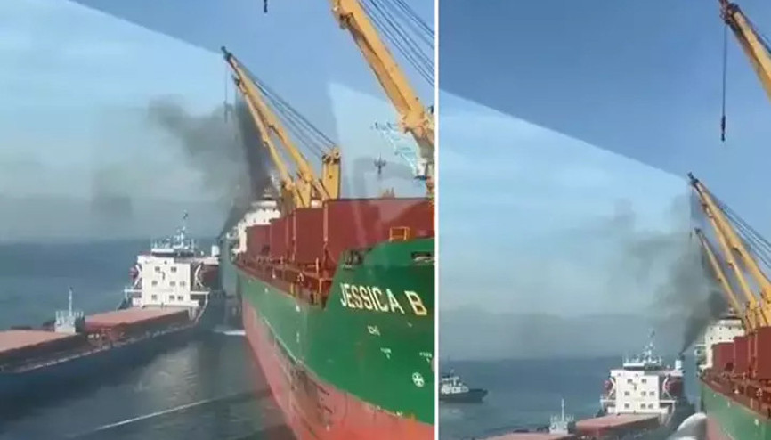 Bursada yük gemisi, kargo gemisine çarptı