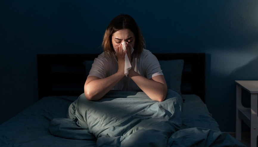 Gece öksürükleri bir türlü geçmiyor Grip semptomları neden özellikle geceleri artıyor Öksürüğü kesen doğal çözümler