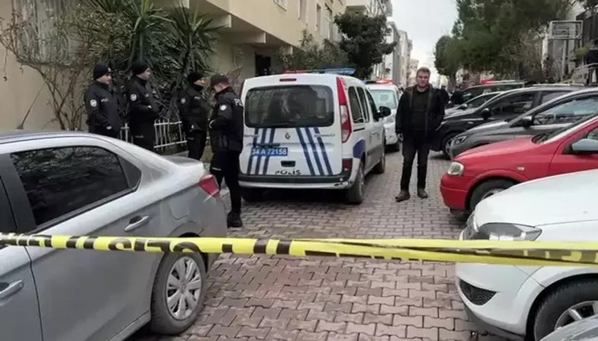 Avcılarda aile vahşeti Eşini ve 3 çocuğunu katletti