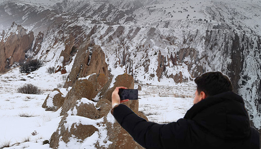 Dünyadaki Mars olarak adlandırılıyor... Eğribucak Kayalıkları beyaza büründü