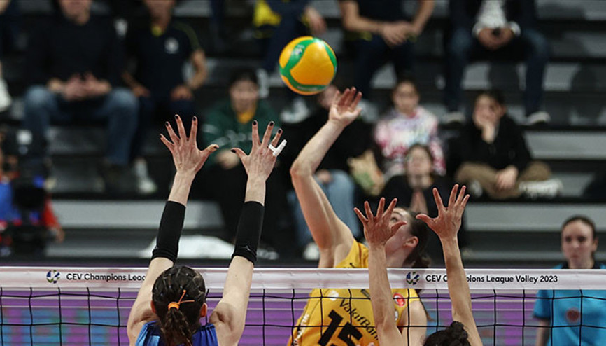 Filede Türk derbisi: Vakıfbank-Fenerbahçe