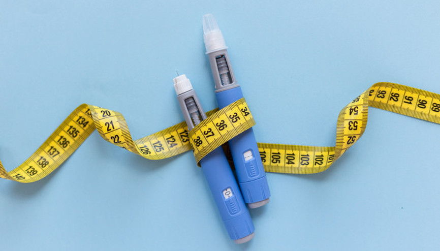 İnsülin orucu bozar mı Şeker hastalarının insülin iğnesi oruca zarar verir mi, bozar mı Diyanet fetvası