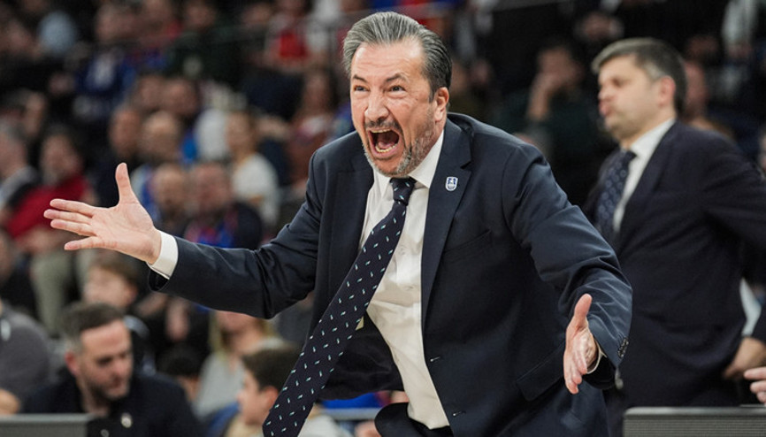 Anadolu Efes Başantrenörü Luca Banchi: Hücumda iyi iş çıkardık