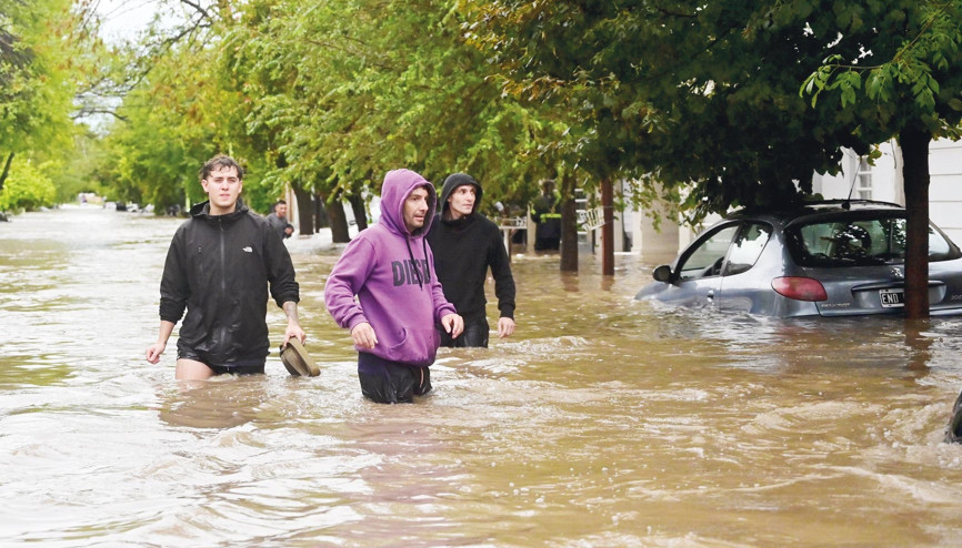 Arjantin’de sel felaketi: 10 ölü