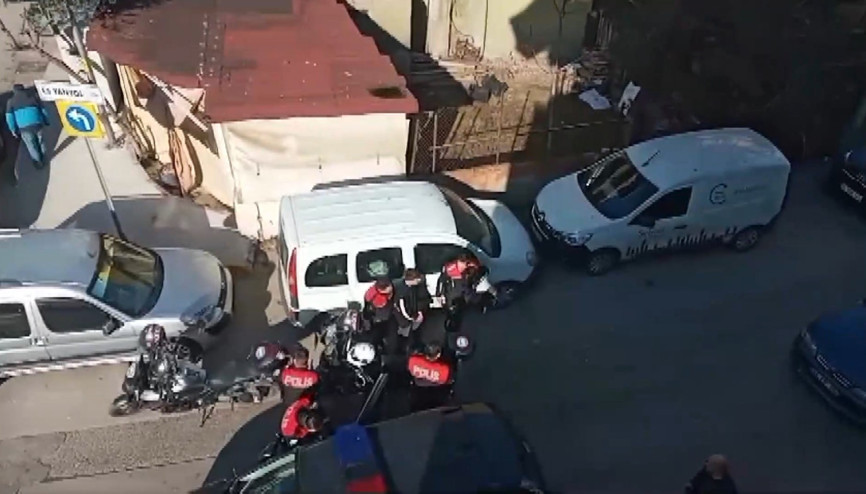 İstanbul – Pendik’te Kasten yaralama suçundan aranan şüpheli yakalandı İstanbul – Pendik’te Kasten yaralama suçundan aranan şüpheli yakalandı