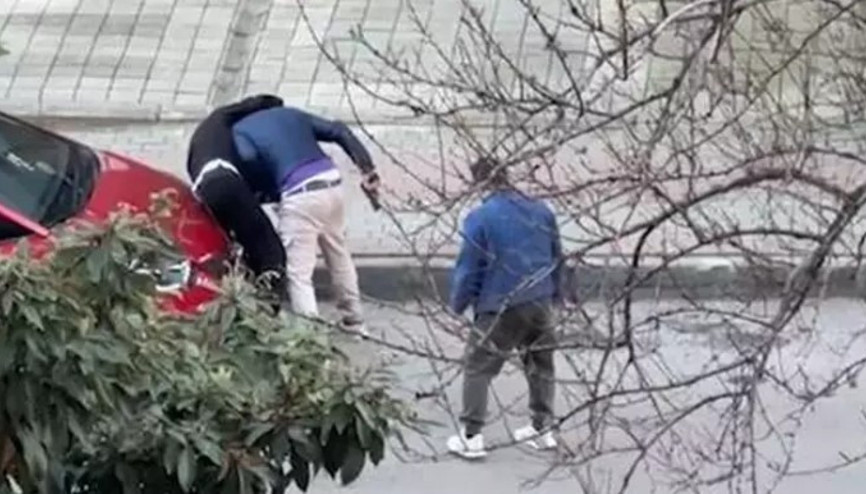 Maltepe’de park yeri tartışmasında silahlı tehditte bulunan şüpheli yakalandı